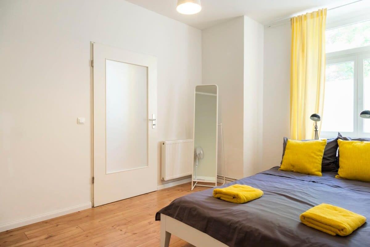 Апартаменты Cosy Two Br Self Checkin Street Parking Берлин