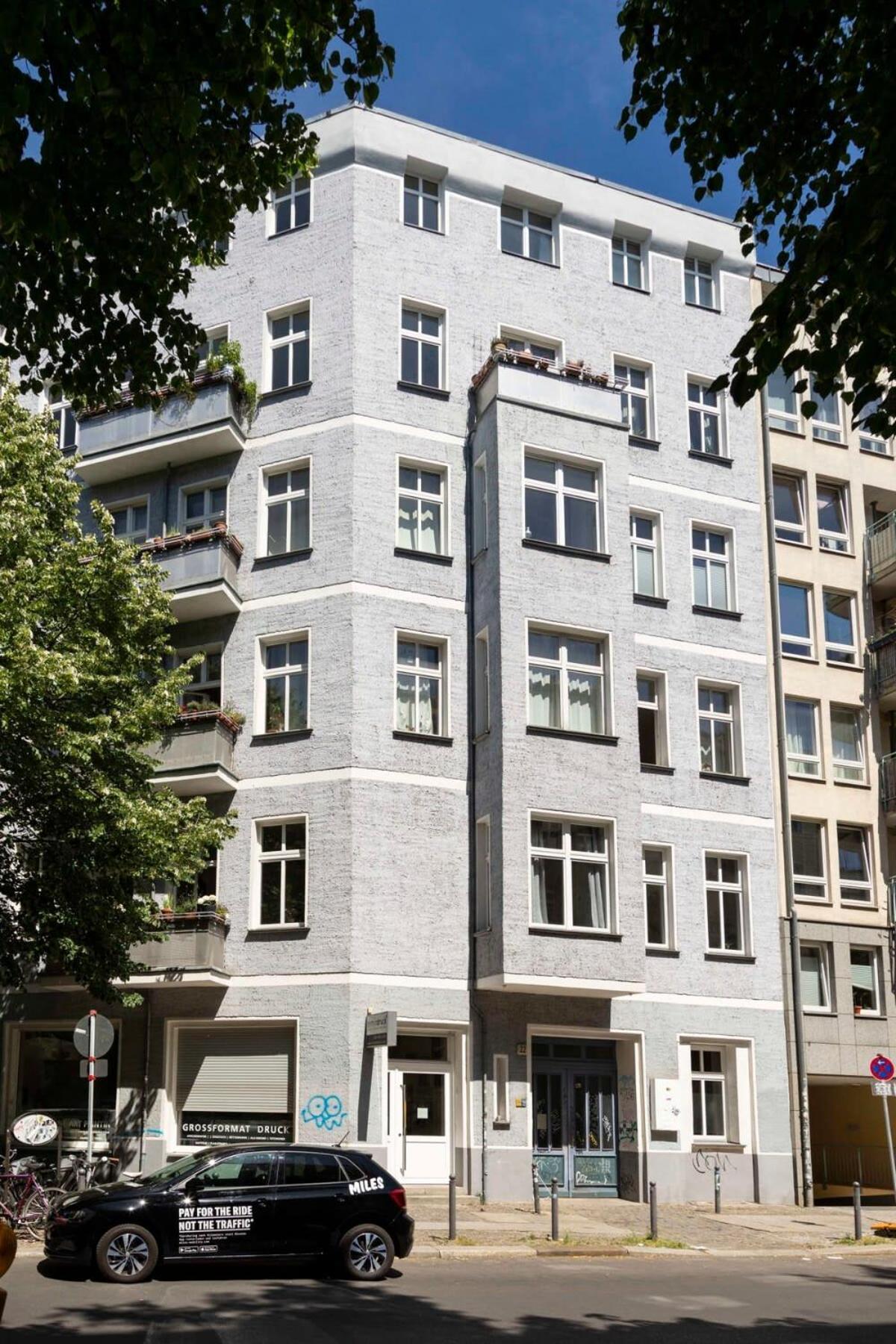 Cosy Two Br Self Checkin Street Parking Апартаменты Берлин